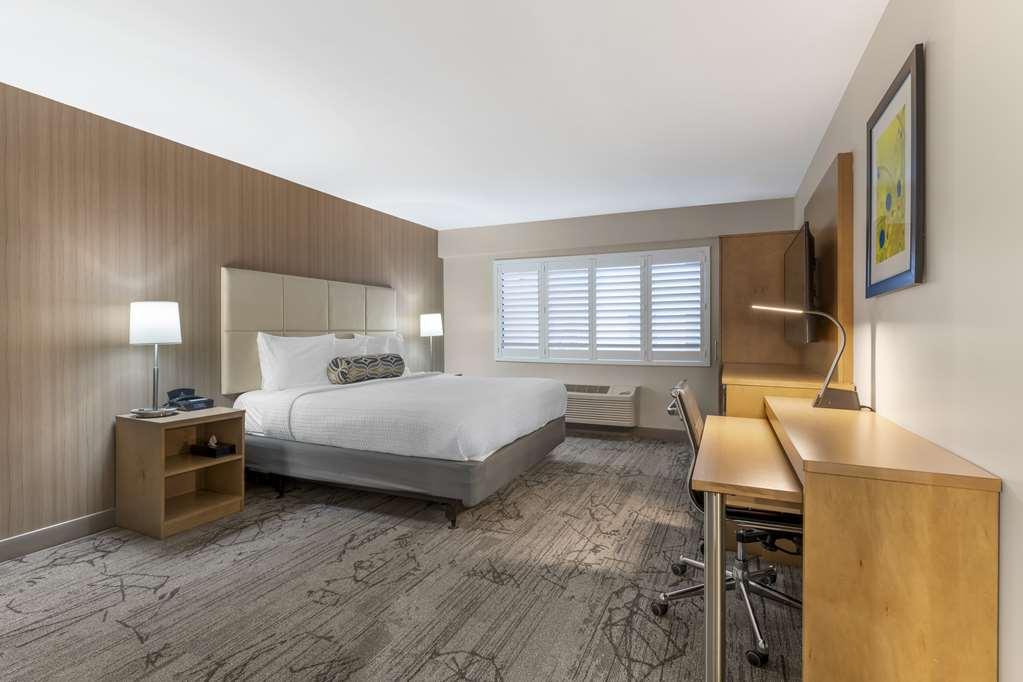 Best Western Red Coach Inn San Francisco Room photo